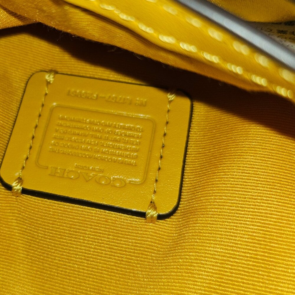 Authentic Coach Micro Penny Crossbody F25951 (NWT) - Picture 5 of 6